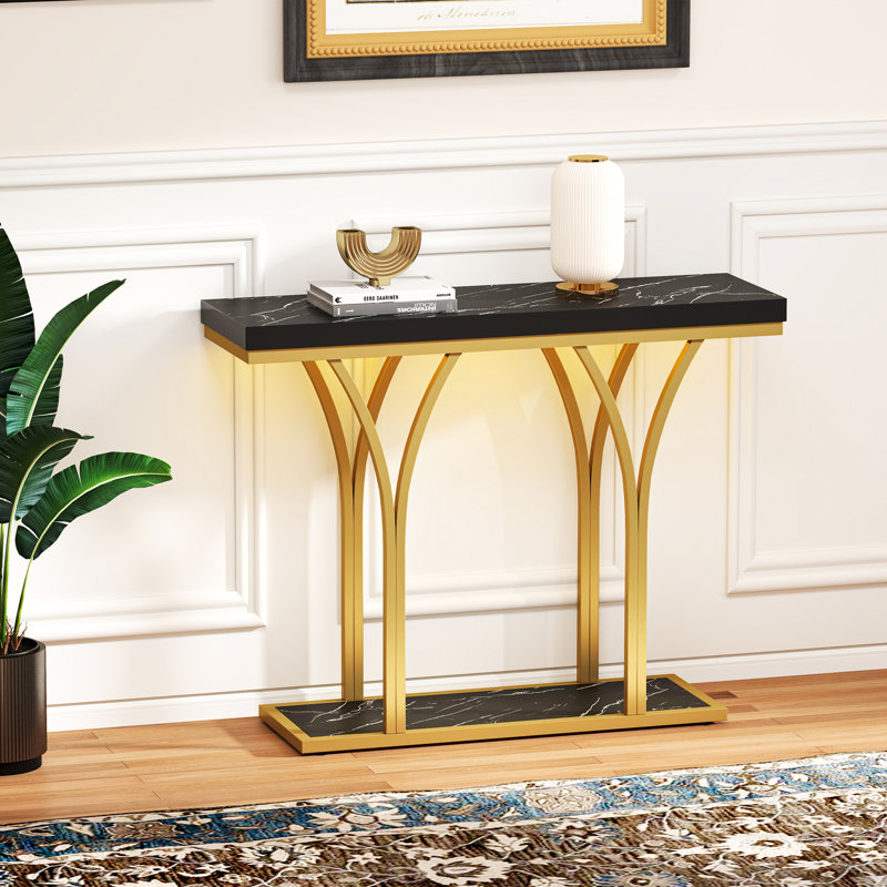 Console Mercer41 de 39,3 po avec plateau en faux marbre, lumière DEL et structure en métal doré