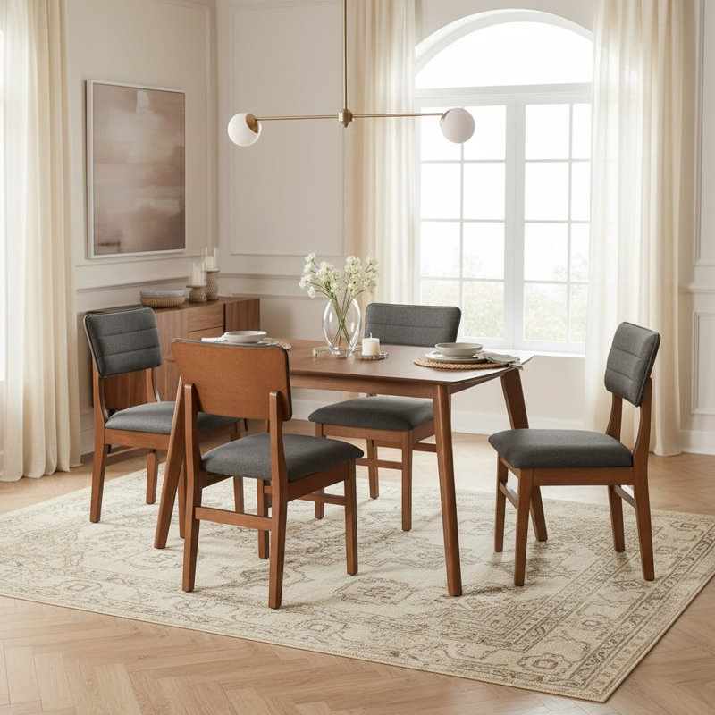Ensemble repas pour quatre personnes, Gris