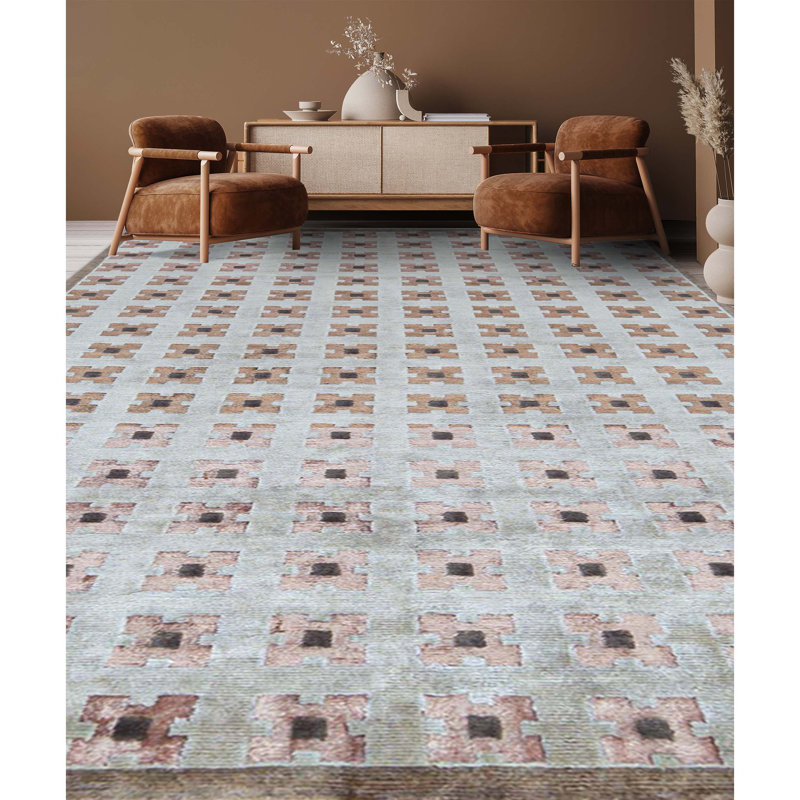 Hand-Knotted High-Quality Beige Area Rug