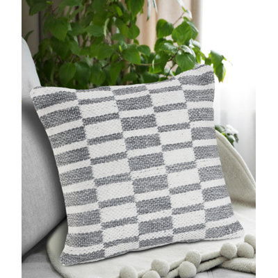 Housse de coussin décorative Salah moderne à carreaux carrés en coton