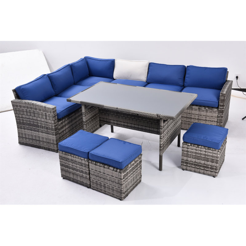 Ensemble de mobilier d'extérieur polyvalent pour profiter de toutes les saisons et se prélasser avec style