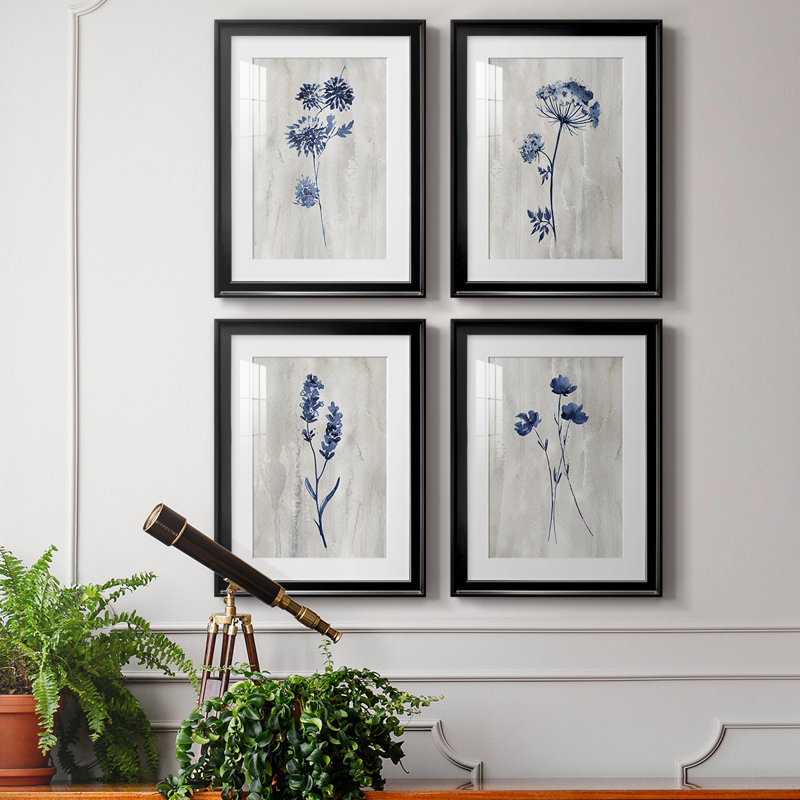 Indigo Botanical I, reproduction encadrée de qualité supérieure - prête à être accrochée, Cadre noir