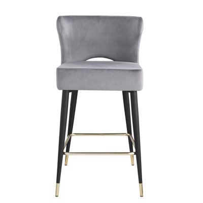 Tabouret de comptoir contemporain rembourré de gris, l 20,62 po x l 19,73 po x P 36,88 po, rembourré de mousse, pieds en métal noir avec rehaussement de pointe dorée, velours gris de hauteur moderne, ornement doré