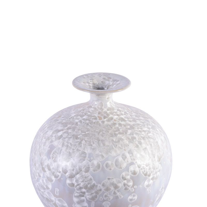 Vase de table en porcelaine blanche, H 16 po x l 15 po x P 15 po