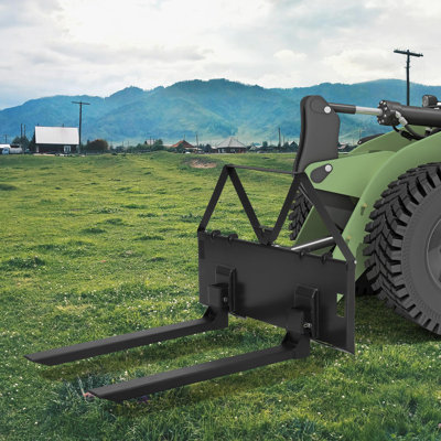 Fourches à palettes robustes de 46 po pour tracteur et mini chargeuse - Capacité de 3200 lb - Fourches à fixation rapide avec boule d'attelage Global - Idéal pour la ferme, l'aménagement paysager, l'entrepôt et la manutention - Noir