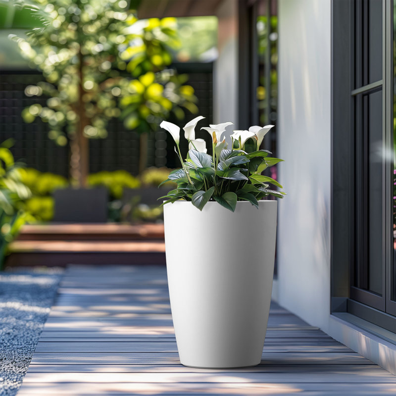 Drumagorgan Handmade Pot Planter, Crisp White, 17.7" H x 19.7" W x 19.7" D