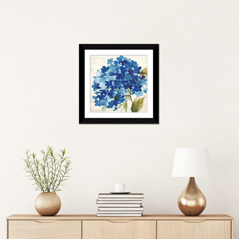 «Hampton Hydrangea II» par Asia Jensen, reproduction sur toile, H 16 po x l 16 po x P 1 po, Papier d'art encadré noir, Blanc