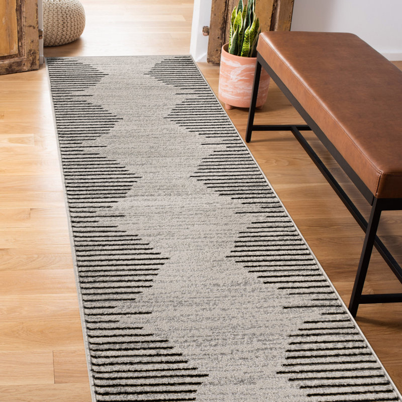 Tapis crème / noir Damarcus, Tapis de couloir de 2 pi x 7 pi, Cream