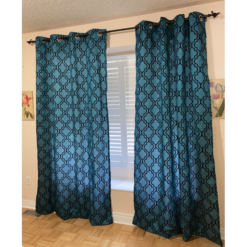 Panneau de rideau simple obscurcissant avec œillets Mcghee, bleu Aqua