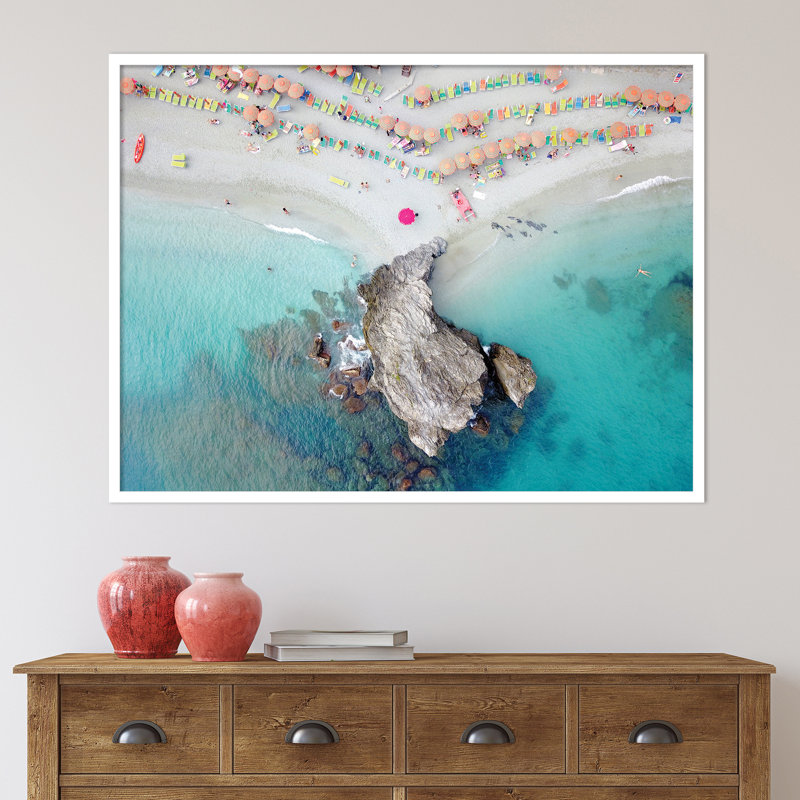 Monterosso 8 par Rachel Dowd - Reproduction de photo sur papier encadrée, Blanc, H 31 po x l 41 po