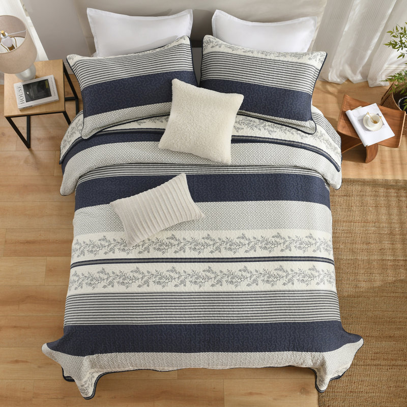 Cotton Quilted Toile Quilt, Queen Quilt + 2 Queen Shams, Khaki/Green/White Toile
