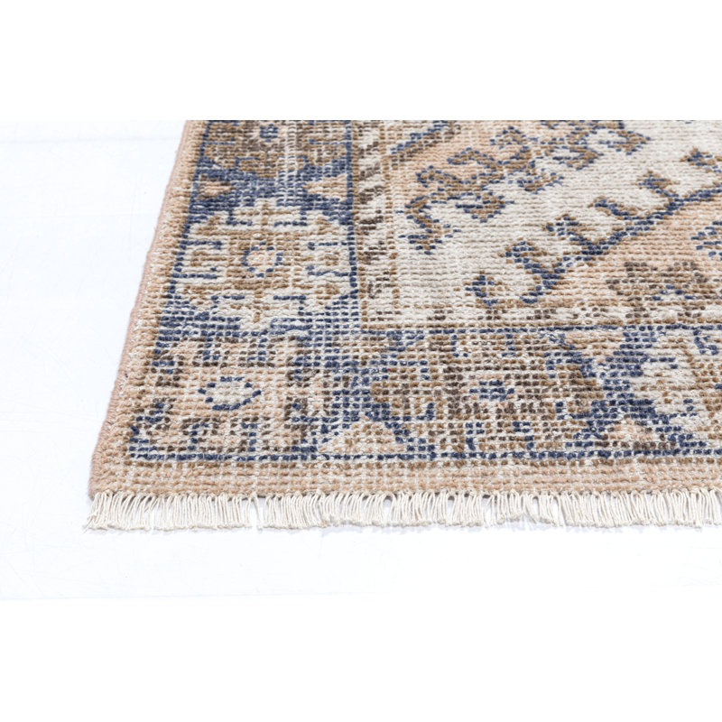 Chalet Hand Tufted Area Rug in Rust/Ivory, Rectangle 5' x 8'