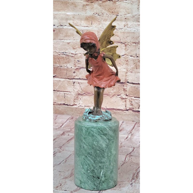 Kaitee Figurines & Sculptures