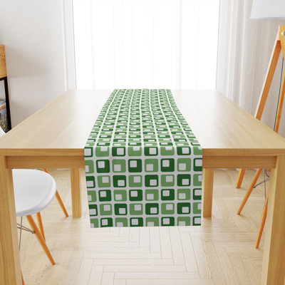 Helder Geometric Table Runner