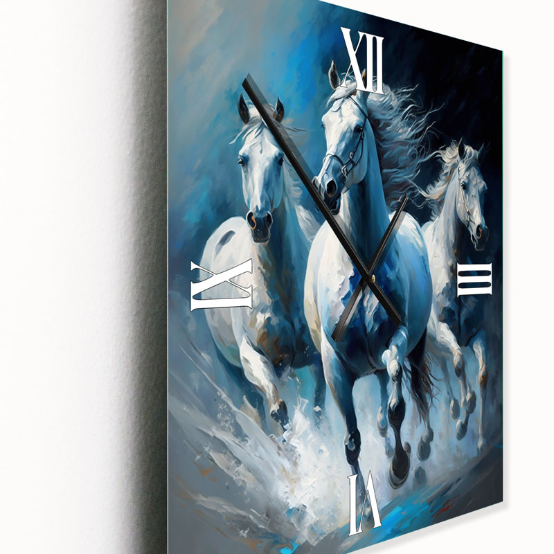Très grande horloge murale Isaura, H 32 po x l 16 po x P 1 po