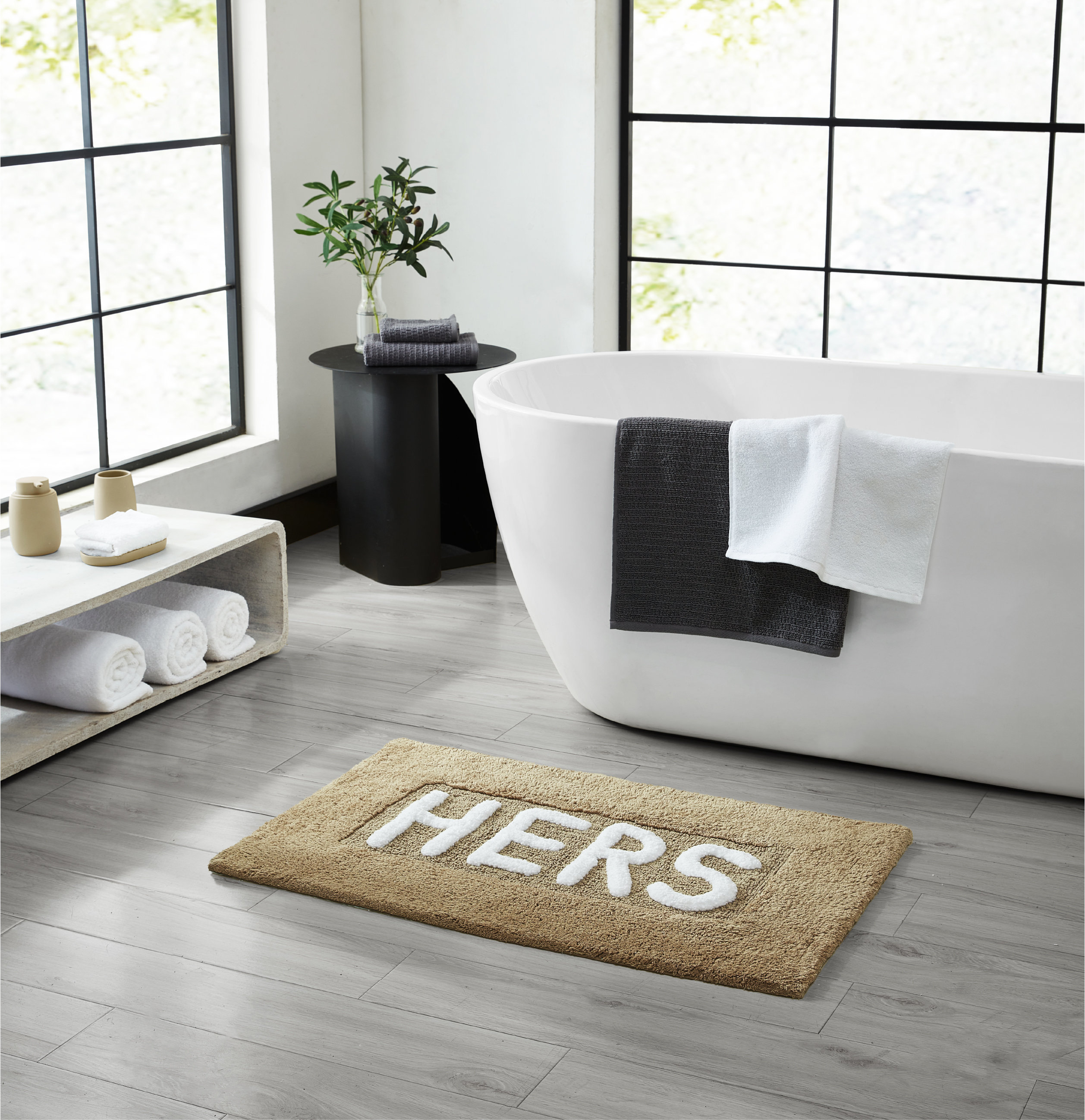 https://assets.wfcdn.com/im/36633870/compr-r85/2554/255459785/moceri-cotton-blend-bath-rug-with-skid-resistant-backing.jpg