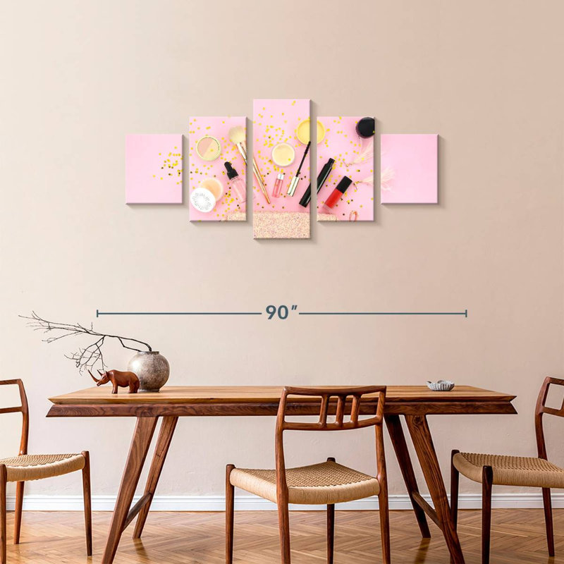 Makeup Kit, 34" H x 74" W