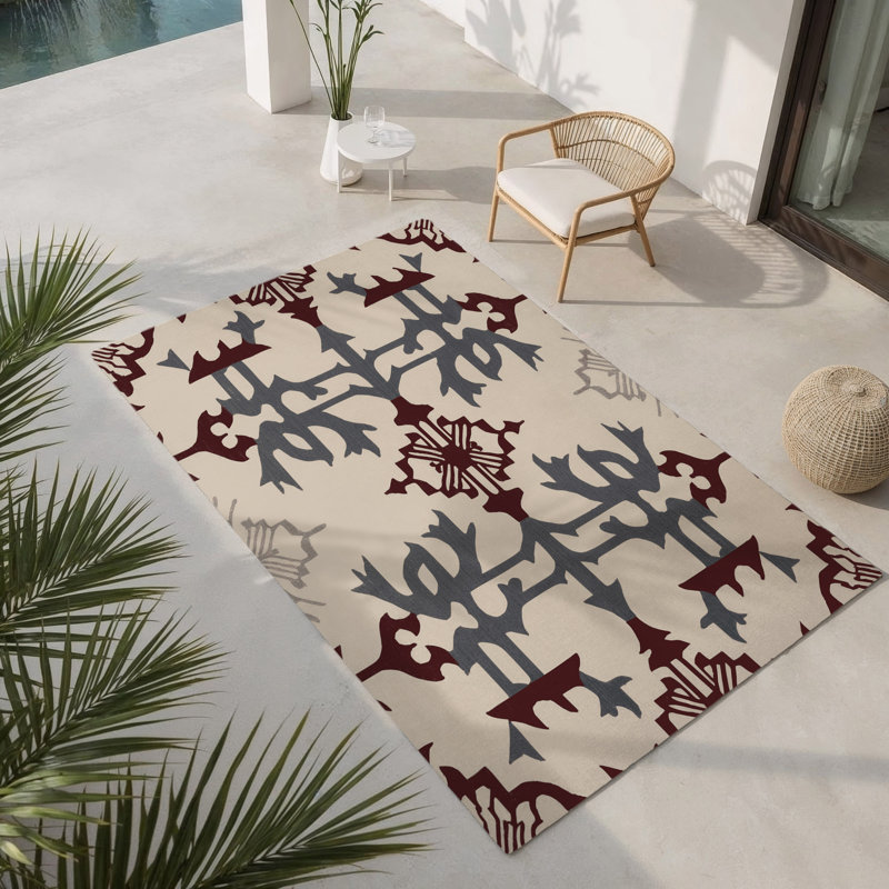 Staggered Facets Indoor And Outdoor Area Rug, Rectangle 1'6" x 2'6"