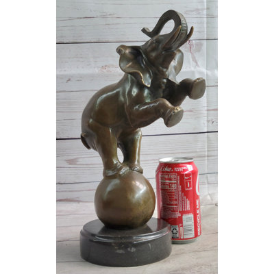 Figurines et sculptures Arosh