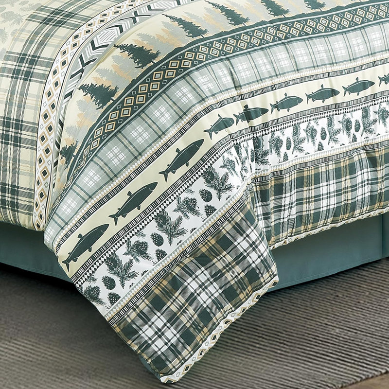 Queen Multicolor Microfiber Lodge Comforter Set with Wildlife Motifs