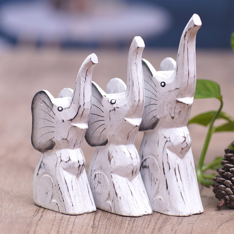 Animals Figurines & Sculptures