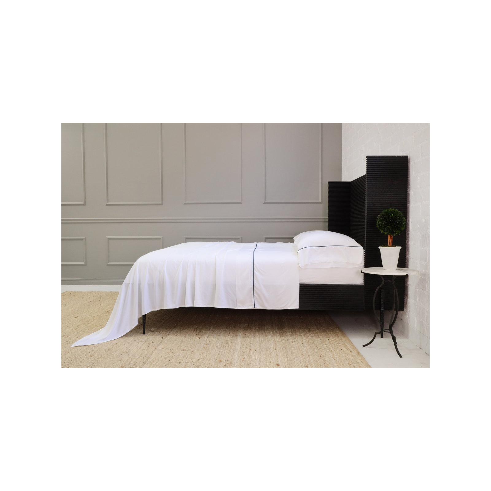Sheena Rayon From Bamboo Machine Woven - Set of 2, Standard, White/Navy