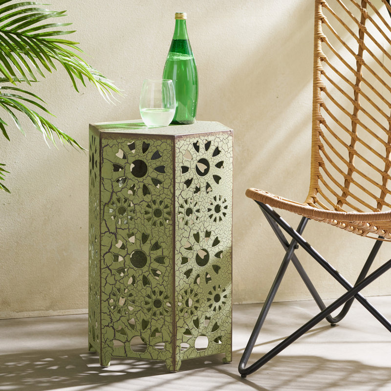 Table d'appoint avec motif découpé Sunburst, H 22 po x l 14,25 po x P 12,50 po, Vert