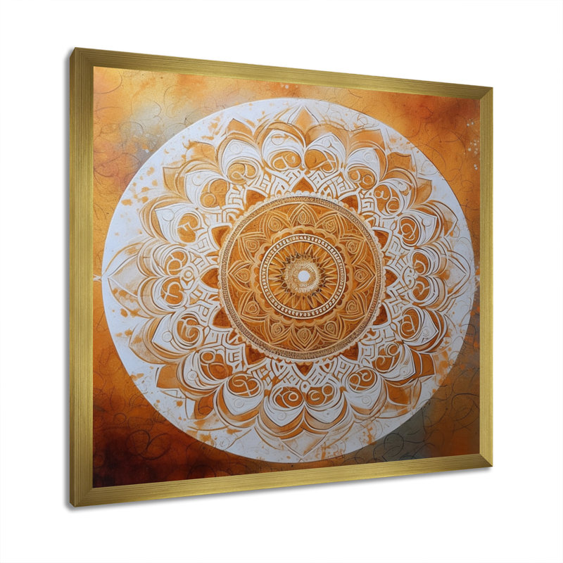 Mandala blanc et or IV sur toile, Cadre doré à coins fermés, H 24 po x l 24 po x P 1 po