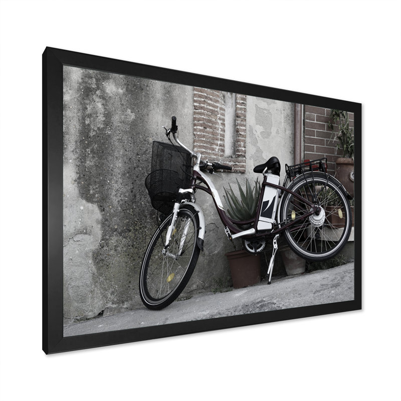 Vélo de style rétro - reproduction de cadre photo sur toile, H 8 po x l 12 po x P 1 po, Impression noire sur toile encadrée