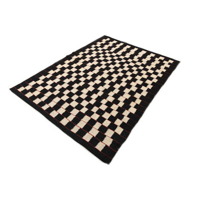 Noor Black and White Rug