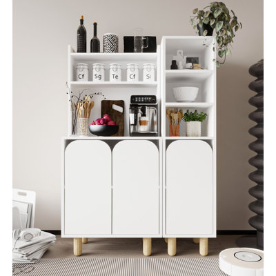 Armoire polyvalente de 61 po de hauteur avec tablettes et pieds en bois