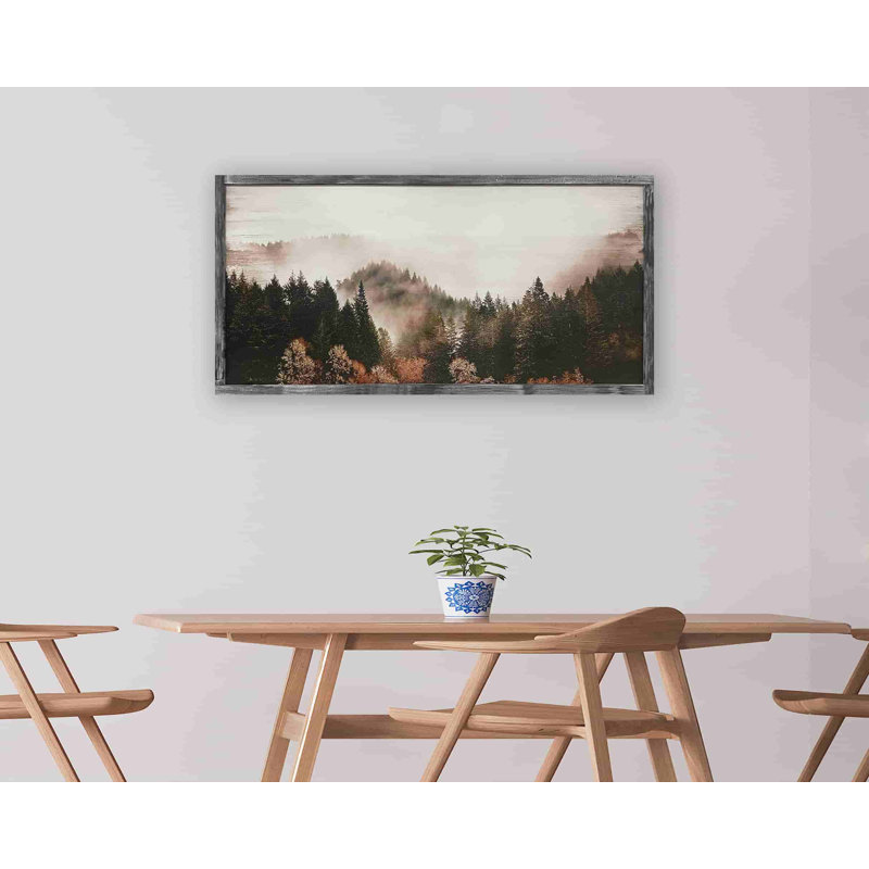 «Autumn's Distant Pine Forest» sur toile, H 24 po x l 48 po x P 1,5 po