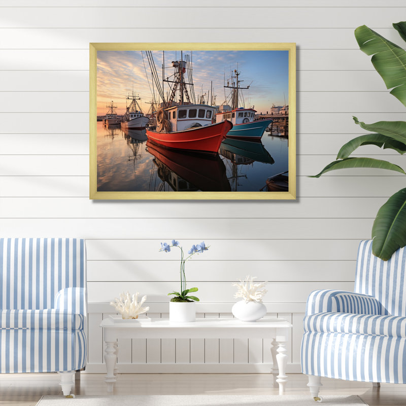Port Portside Reflections - Nautical & Beach Wall Art Prints, H 16 po x l 32 po x P 1 po, Encadrement doré