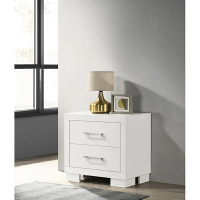 Table de chevet blanc crème avec 2 tiroirs pour une chambre à coucher bien rangée 2 poignées