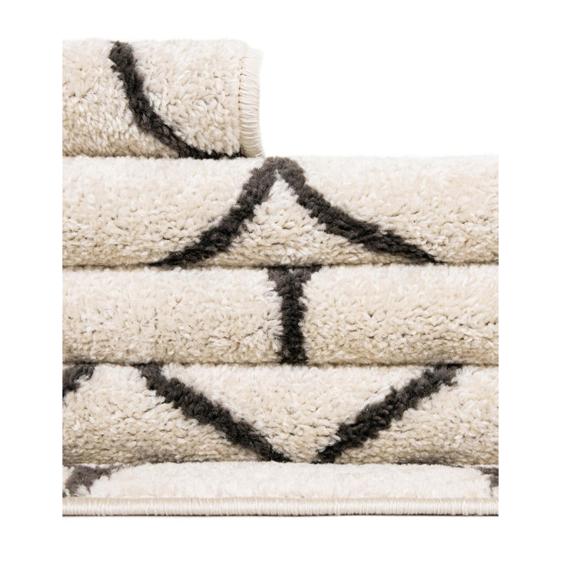 Llanet Geometric Indoor Rug, Rectangle 6'1" x 9'