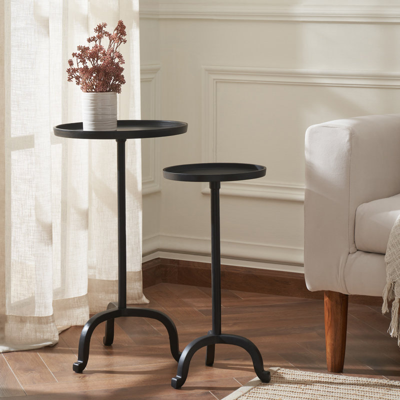 Table Myra