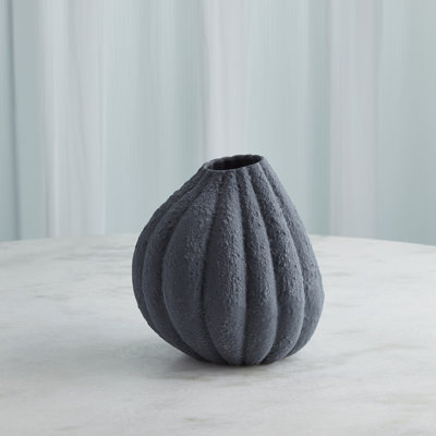 Handcrafted Earthenware Table Vase 1