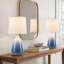 Lampe de table en céramique bleu dégradé de 47 cm (18,5 po), abat-jour en tissu blanc-753914528