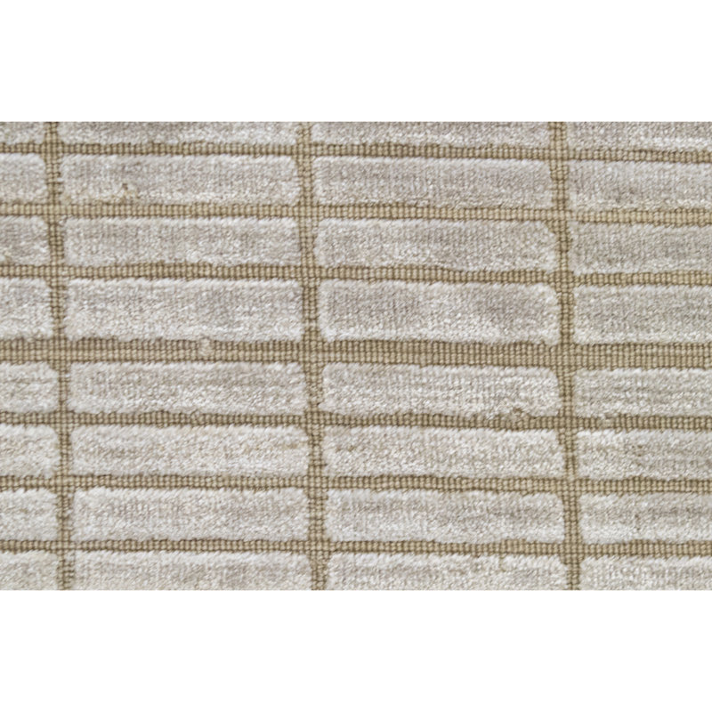 Geometric Area Rug in Light Brown, Rectangle 4' x 5'11"