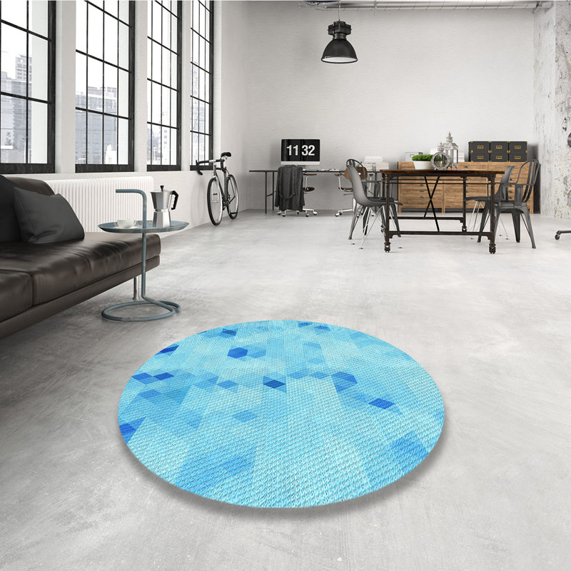 Geometric Indoor Rug, Round 7'