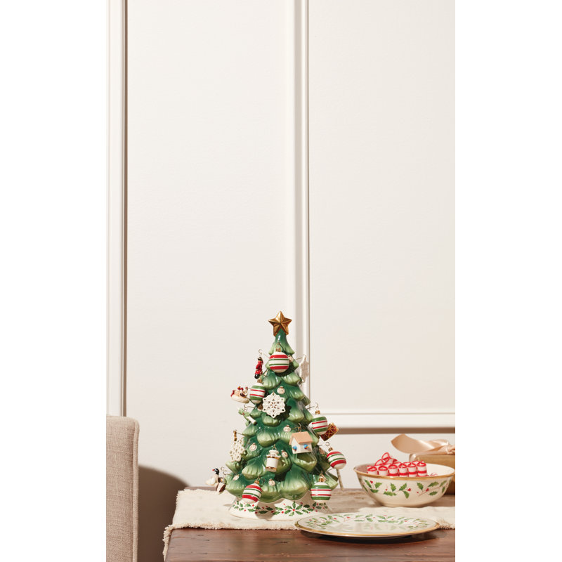 Classic Christmas Tree with Colorful Ornaments Set