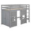 Lit mezzanine fonctionnel en bois avec garde-robe de rangement intégré et deux fenêtres, parfait pour créer un espace de sommeil confortable et ludique
