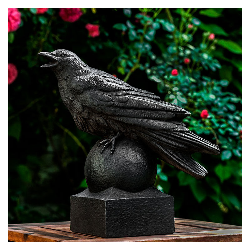 Corvus Statue, Terra Nera