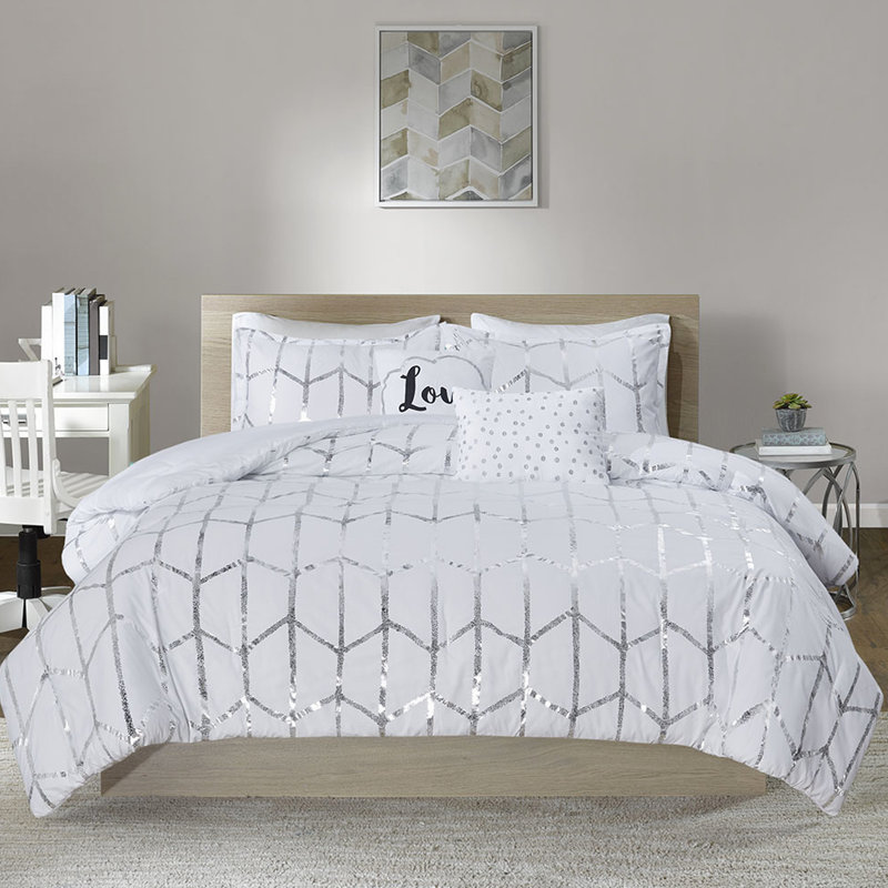 Édredon pour lit double / grand lit Chic Look - imprimé géométrique argenté sur blanc, 2 taies décoratives, coussins décoratifs, drap et housse imprimés lavables à la machine - blanc