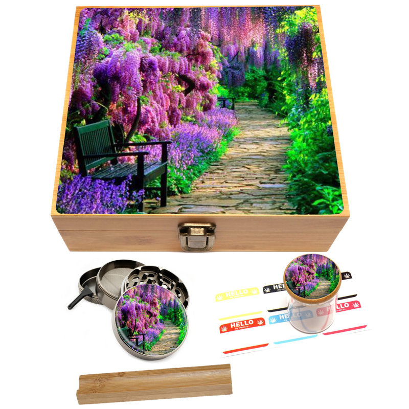 Boîte de rangement avec couvercle à charnière
