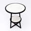 Table d'appoint contemporaine à deux niveaux avec plateau en marbre blanc et structure en métal noir