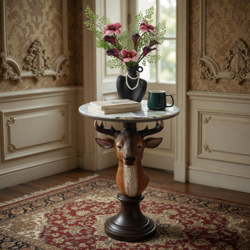 Table d'appoint avec tête de cerf et table d'appoint
