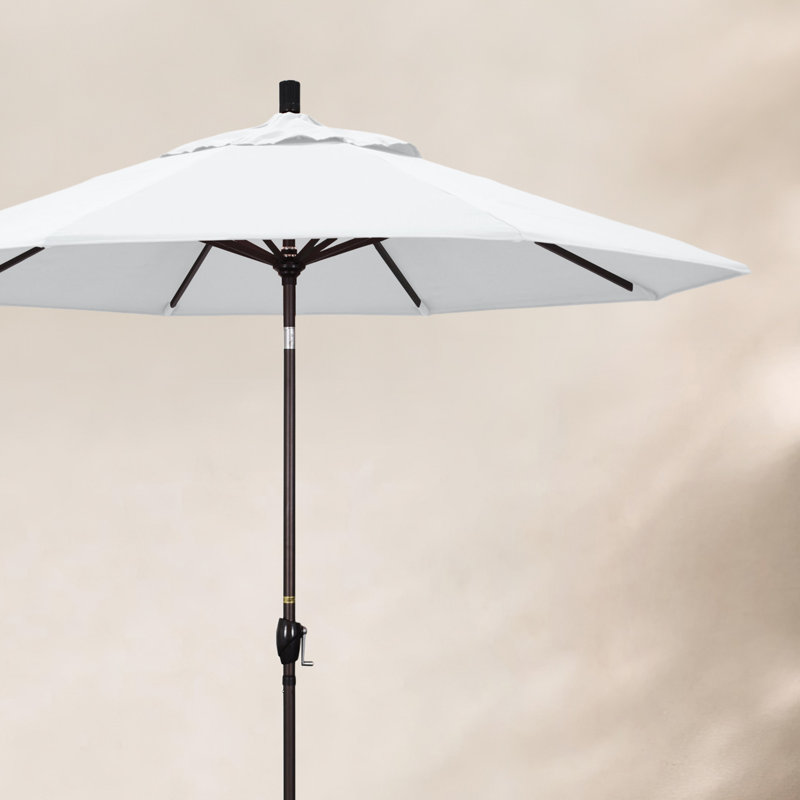 Parasol de marché 9 pi Iuka, Blanc - oléfine