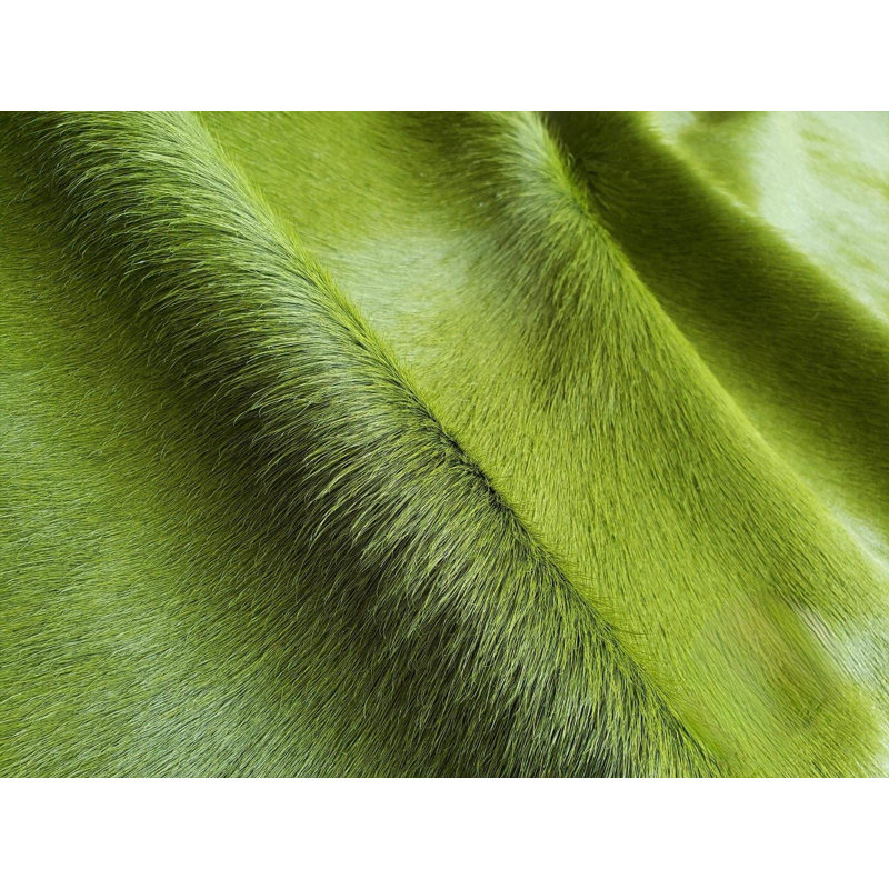 Tapis en cuir de vache teint vert