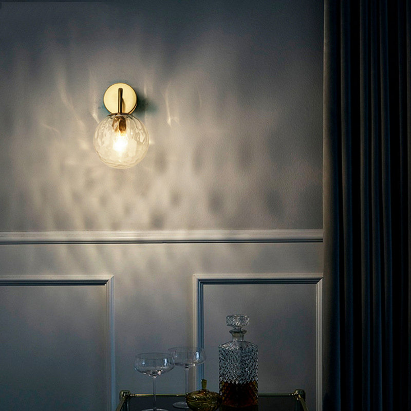 Lacara Armed Sconce